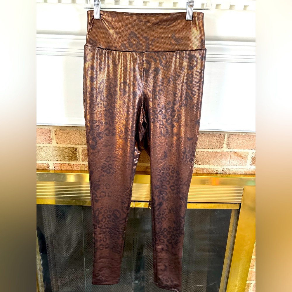 Women’s High-Wasted Metallic Animal Print Leggings - Wild Fable Size Medium